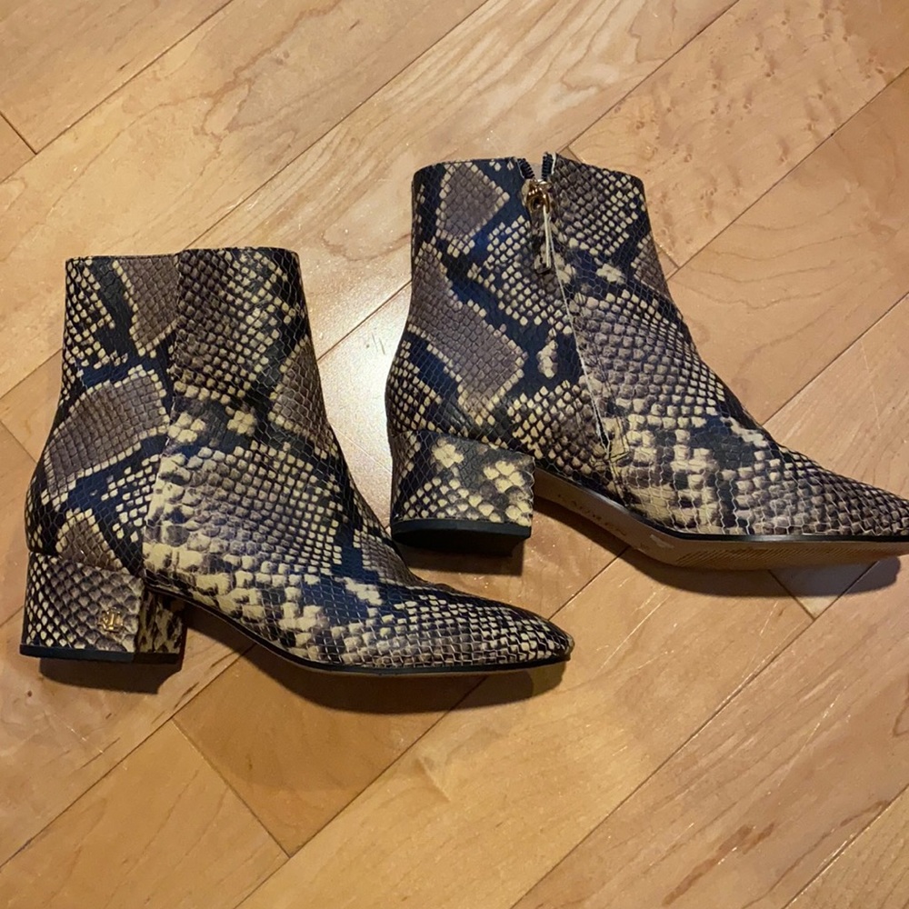 Lauren Ralph Lauren snake print embossed booties -size 6